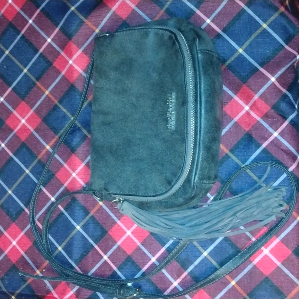 Kenneth Cole reaction black/green crossbody purse